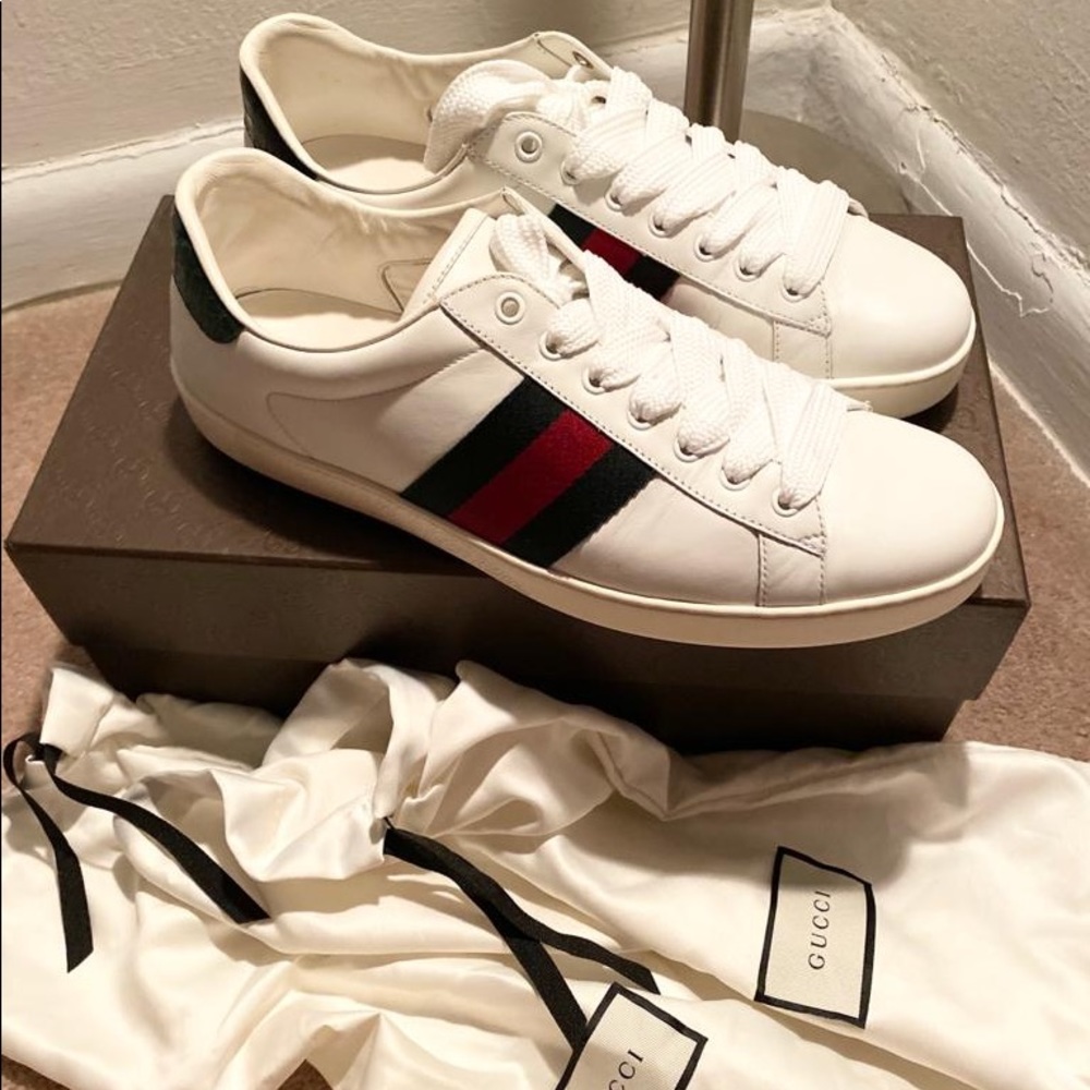 Gucci men’s sneakers in good condition
